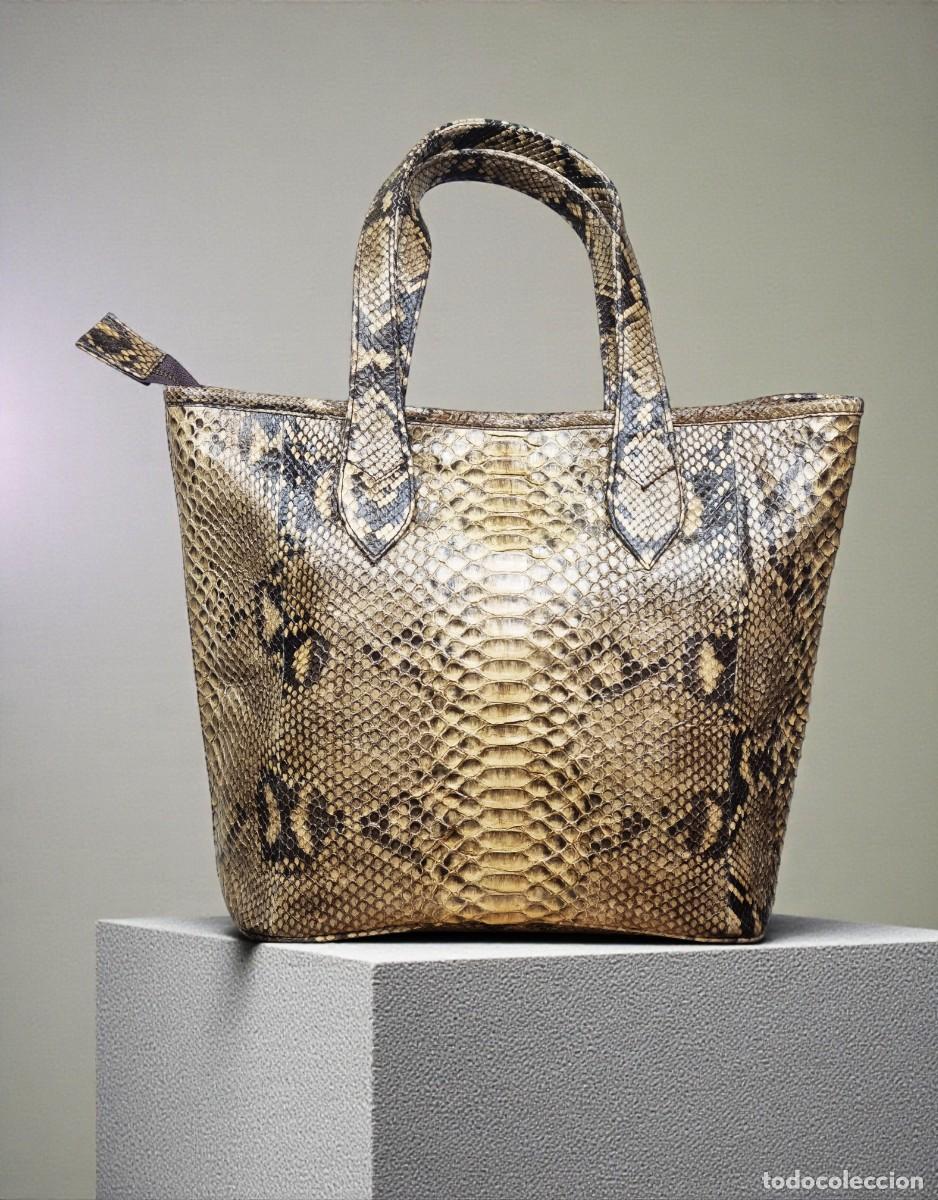 Antig&uuml;edades: Bolso de piel de serpiente pit&oacute;n. - Foto 1