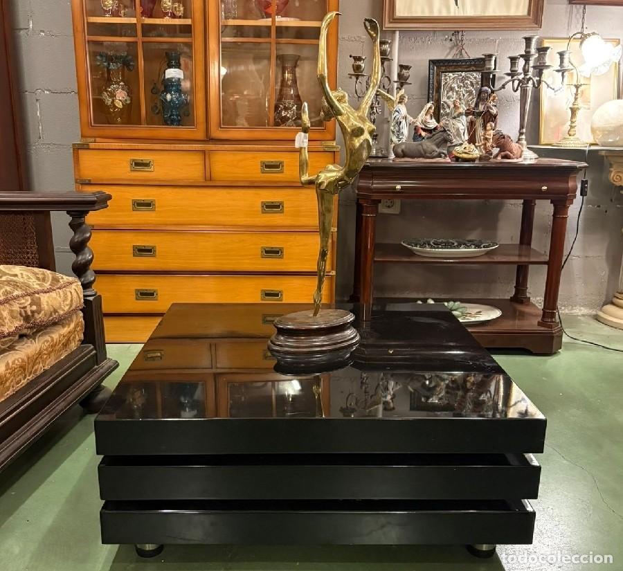 Antig&uuml;edades: Mesa de Centro Giratoria - Foto 1