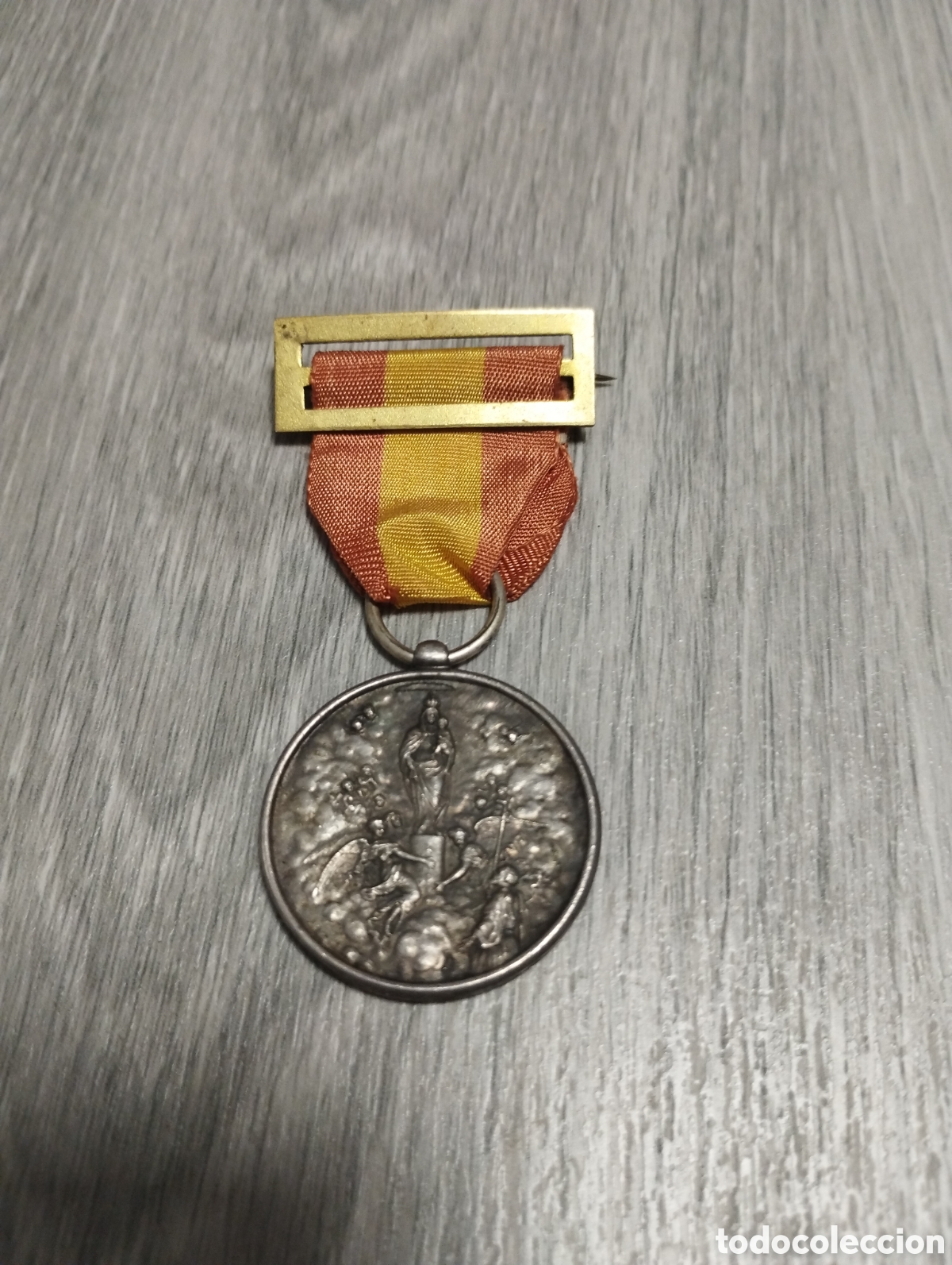 Antig&uuml;edades: Medalla aguinaldo divisi&oacute;n azul - Foto 1