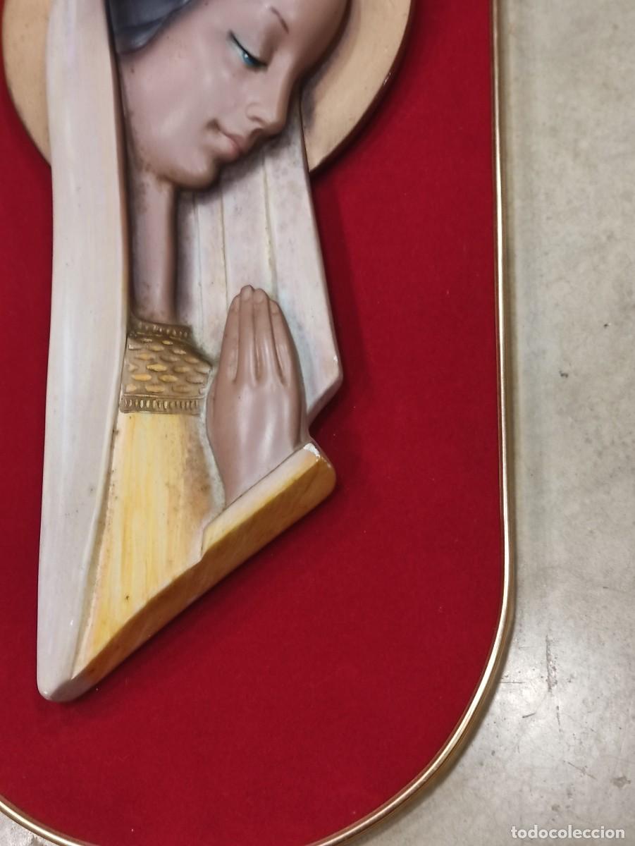 Antig&uuml;edades: Cuadro virgen Mar&iacute;a en relieve - Foto 4