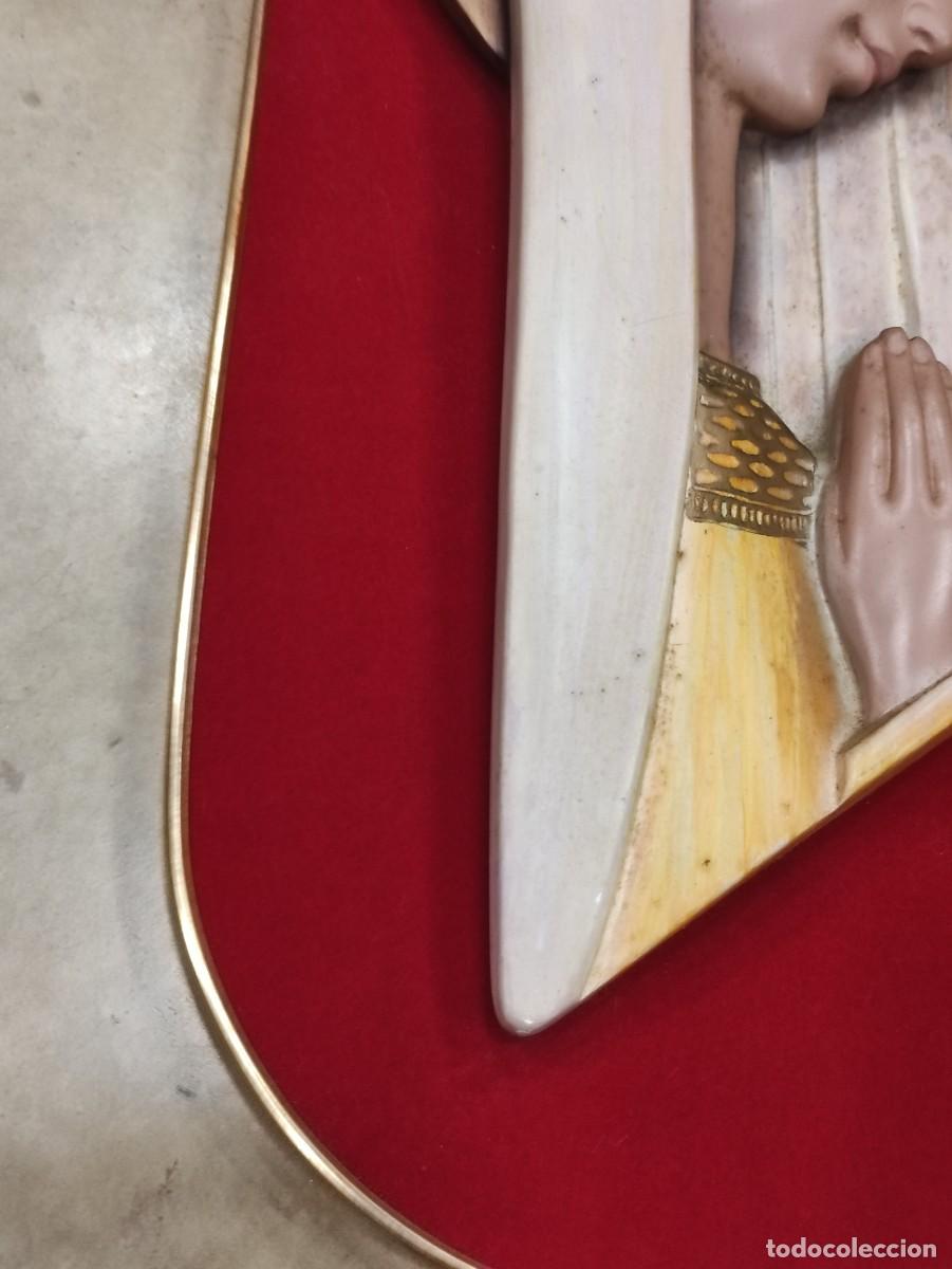 Antig&uuml;edades: Cuadro virgen Mar&iacute;a en relieve - Foto 5