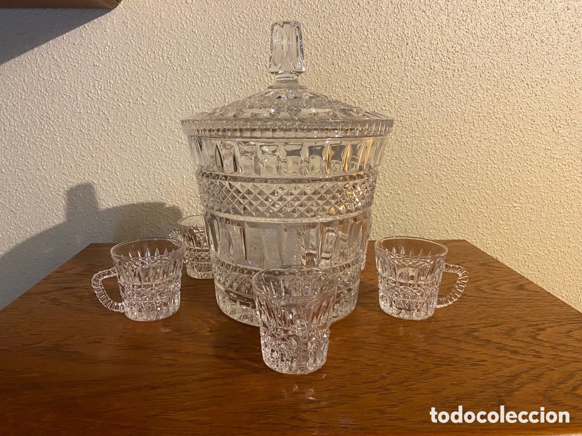 Antig&uuml;edades: Ponchera de cristal de Bohemia - Foto 1