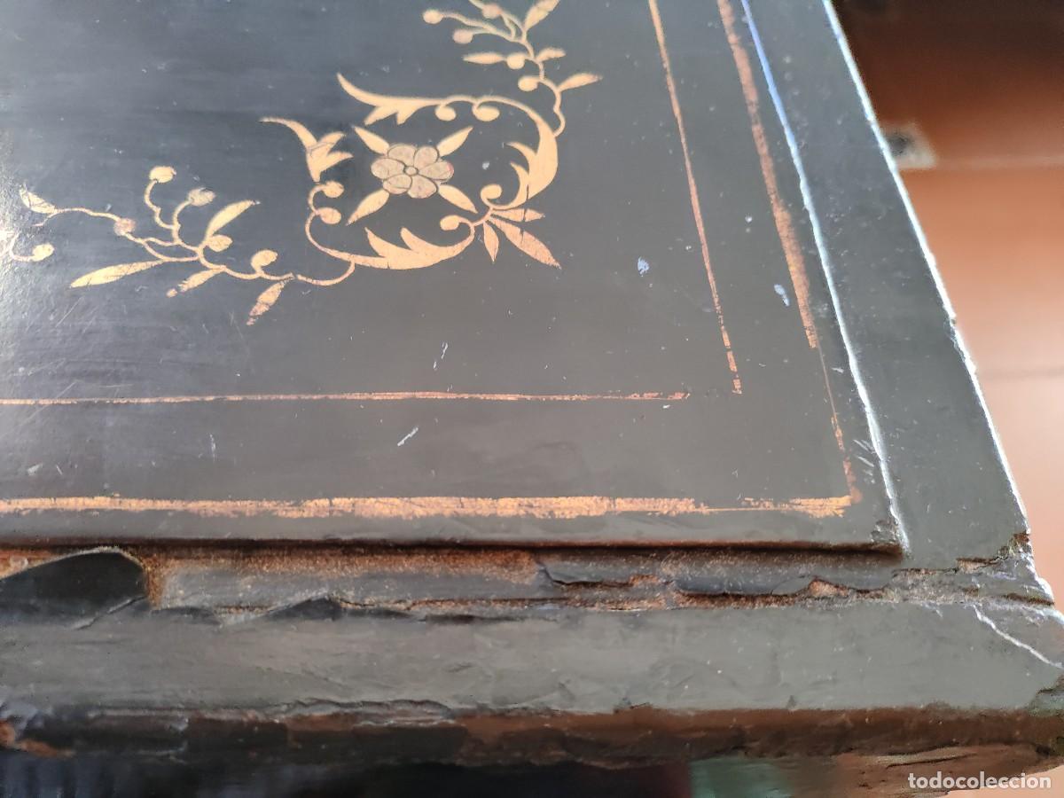 Antig&uuml;edades: Caja lacada antigua de mant&oacute;n - Foto 3
