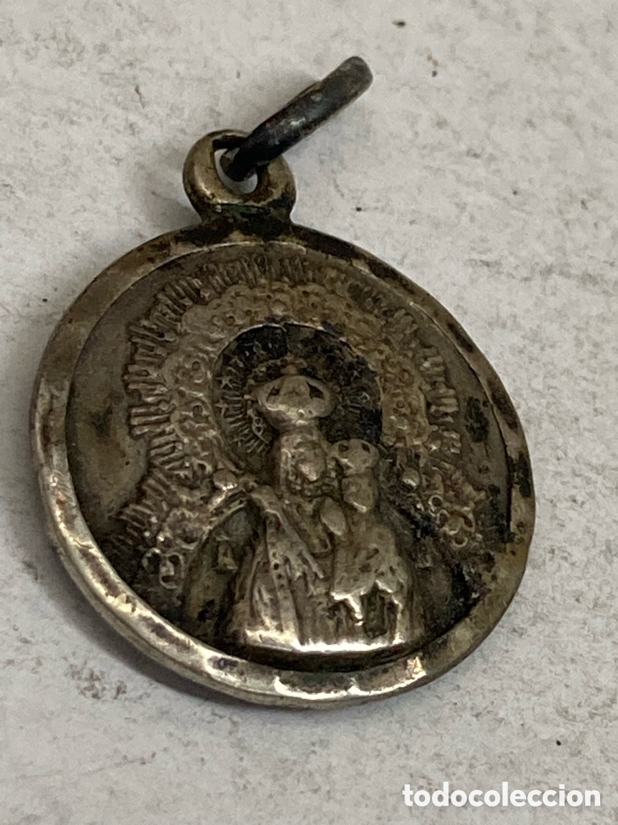 Antig&uuml;edades: Medalla de plata religiosa C465 - Foto 2