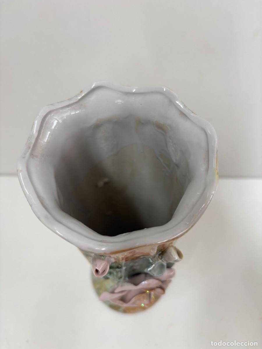 Antig&uuml;edades: JARRON CERAMICA RELIEVE EFECTO NACARADO - Foto 4
