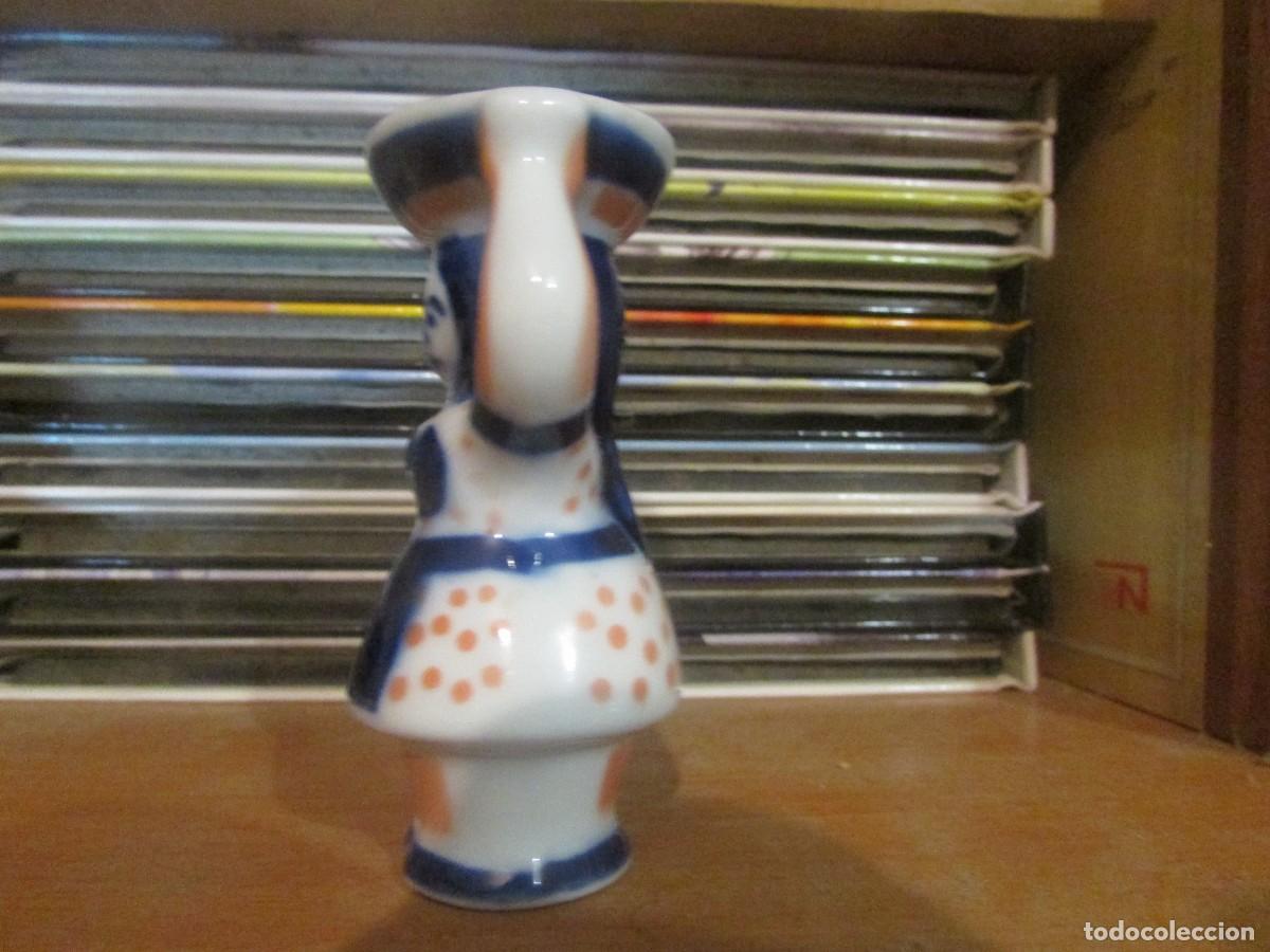 Antig&uuml;edades: SARGADELOS MUJER CON CUENCO - Foto 4