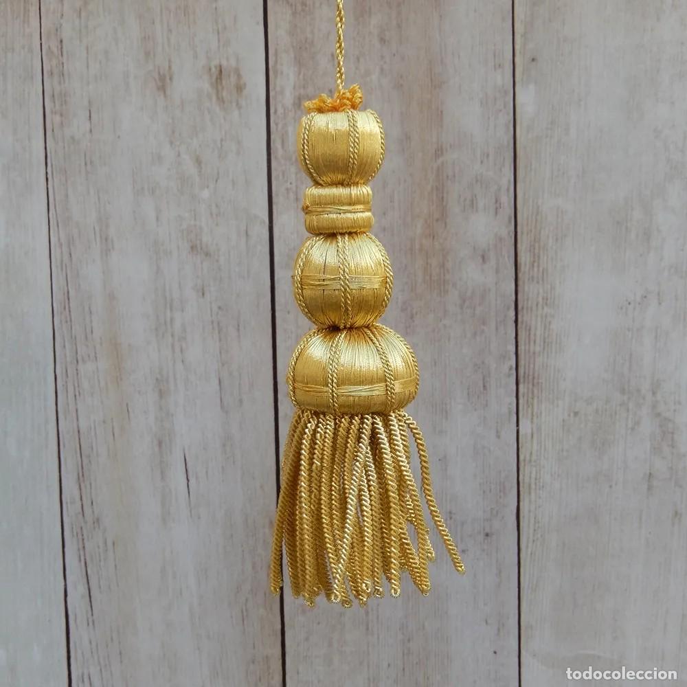 Antig&uuml;edades: Borla de oro de 6 cm con flecos de canutillo de 6cm - Foto 1
