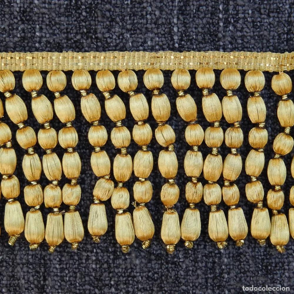 Antig&uuml;edades: Fleco de bellota 10 cm oro - Foto 1