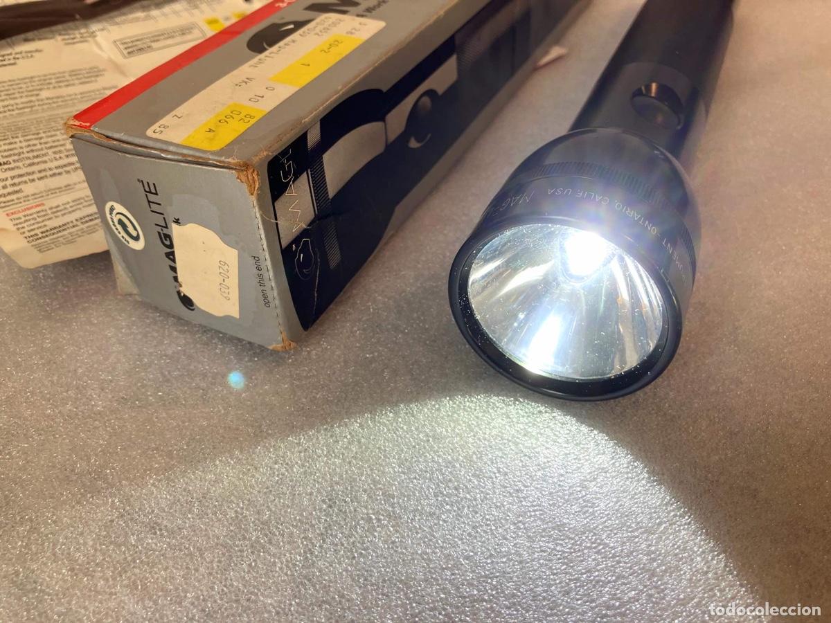 Antig&uuml;edades: Linterna maglite 3D con bombilla LED - Foto 3