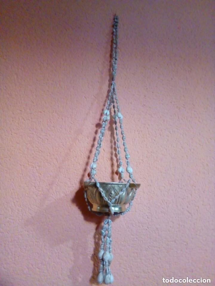 Antig&uuml;edades: MACRAME HECHO CON CONCHAS Y CARACOLAS - Foto 1
