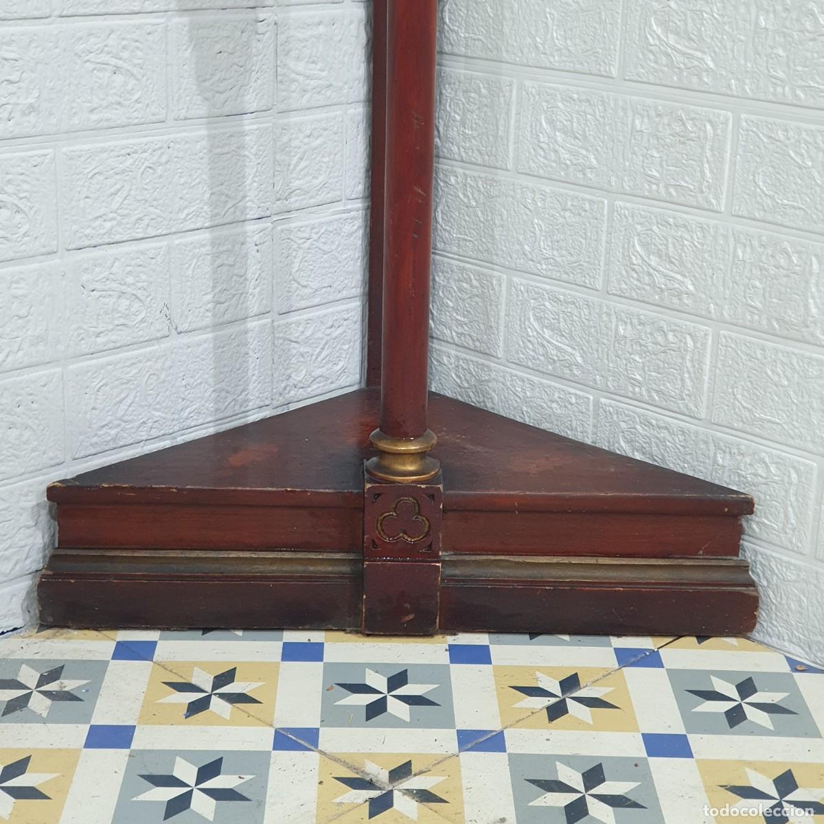 Antig&uuml;edades: Pedestal de rinc&oacute;n estilo neog&oacute;tico - Foto 4