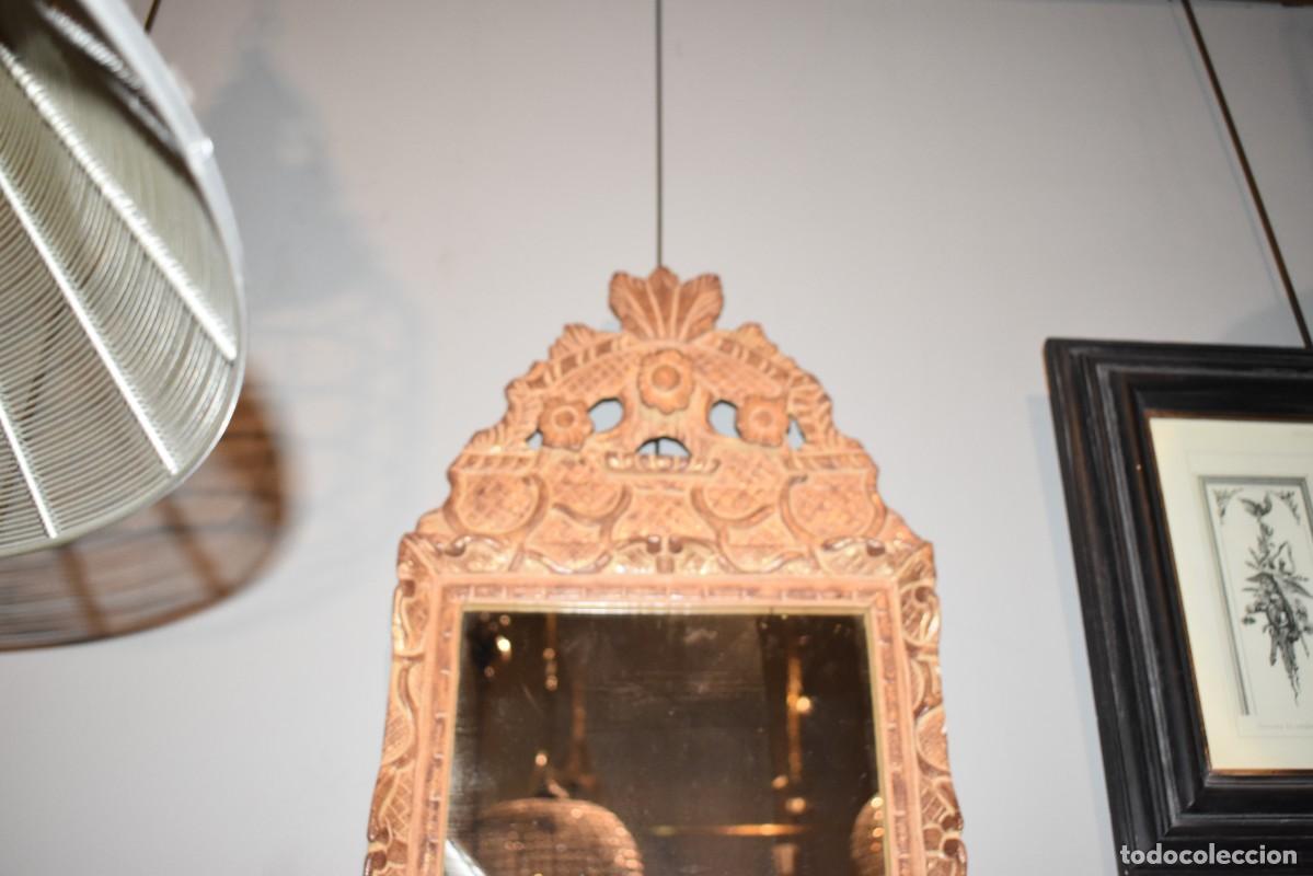 Antig&uuml;edades: Espejo cornucopia de madera con su luna original - Foto 2