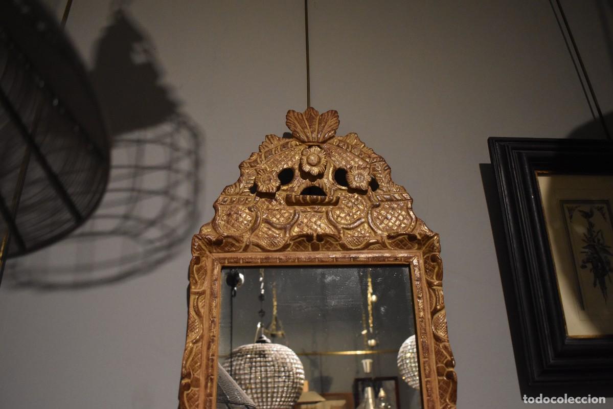 Antig&uuml;edades: Espejo cornucopia de madera con su luna original - Foto 3