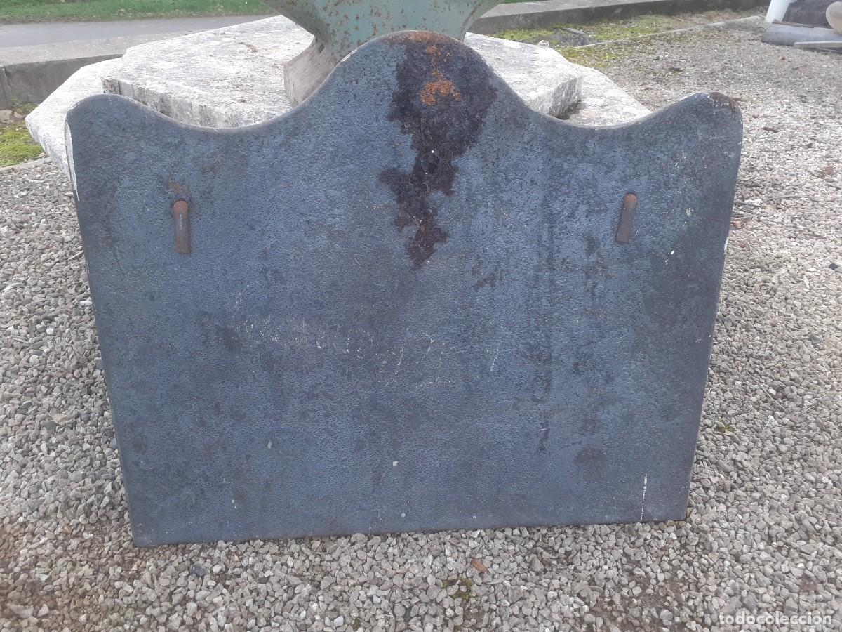 Antig&uuml;edades: Placa chimenea, abuelos, 75x89 cm - Foto 3