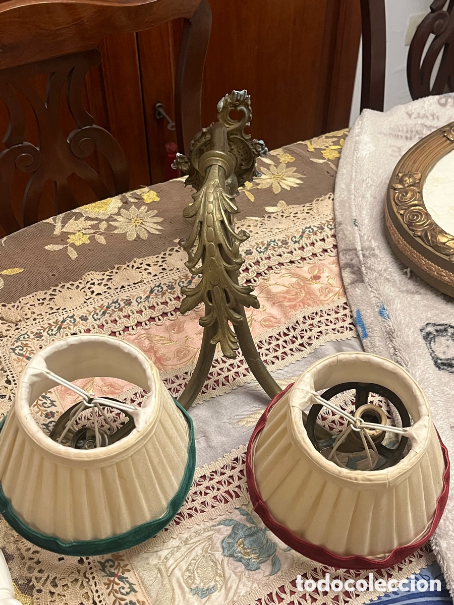 Antig&uuml;edades: Aplique de pared con pantallas - Foto 1