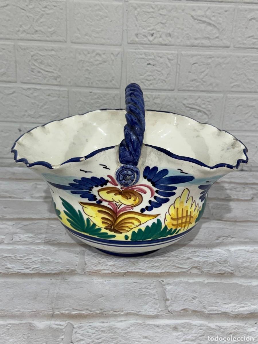 Antig&uuml;edades: Cesta decorada en porcelana - Foto 1