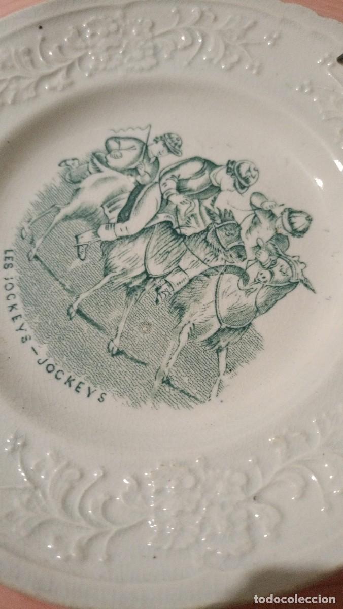 Antig&uuml;edades: Plato con transferencia jockeys - Foto 5