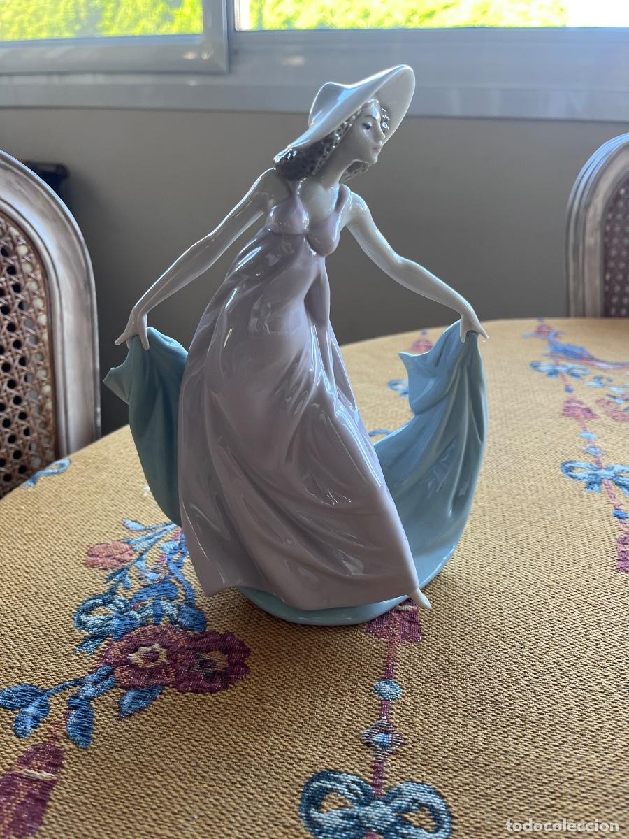 Antig&uuml;edades: Figura Lladr&oacute; danza de la primavera ref 5663 - Foto 2