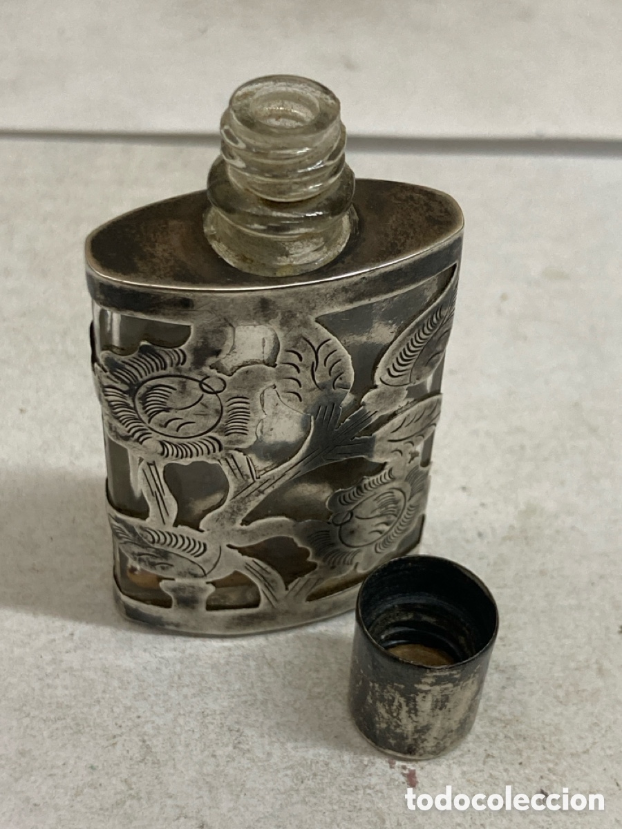 Antig&uuml;edades: Botell&iacute;n de perfume plata /ff12 - Foto 2