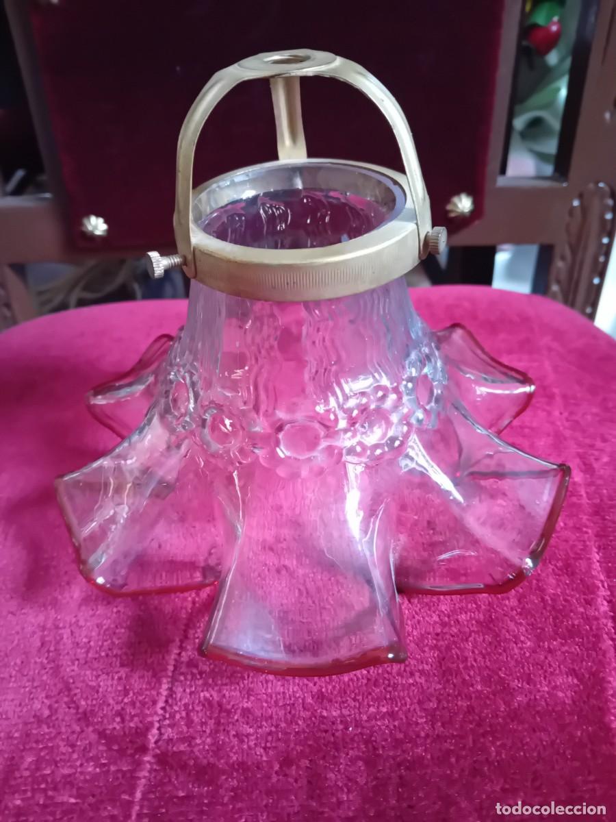 Antig&uuml;edades: Tulipa rizada con soporte de lat&oacute;n d&eacute;cada de los 10/20 - Foto 1