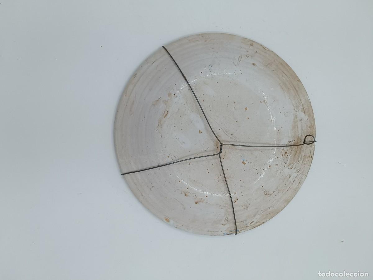Antig&uuml;edades: PLATO DE CERAMICA DE MANISES - Foto 2