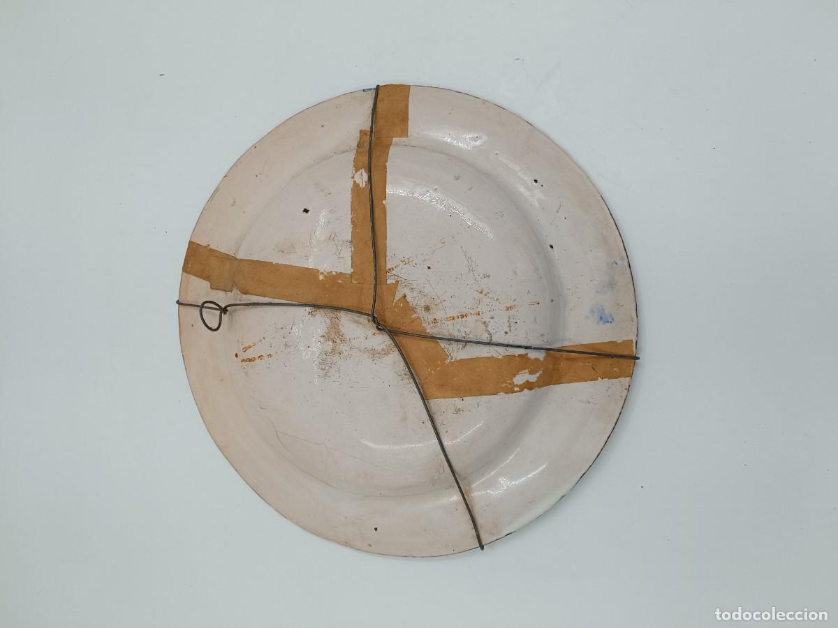 Antig&uuml;edades: PLATO DE CERAMICA DE MANISES - Foto 2