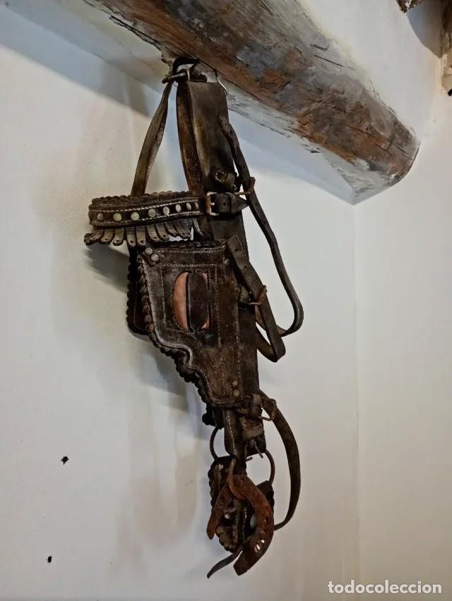 Antig&uuml;edades: Antiguo cabezal de mula de cuero - Foto 6