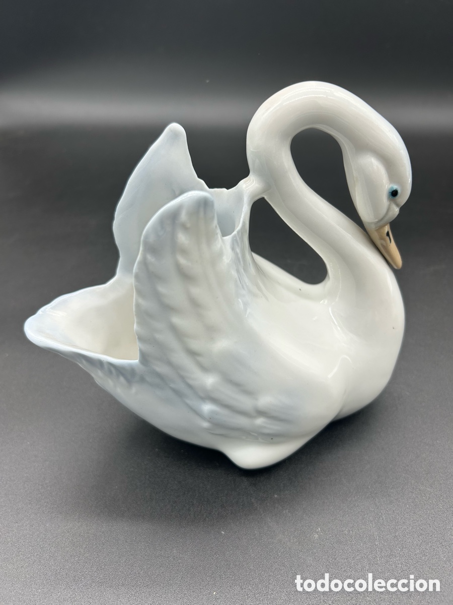 Antig&uuml;edades: Bonito Cisne de cer&aacute;mica - Foto 2