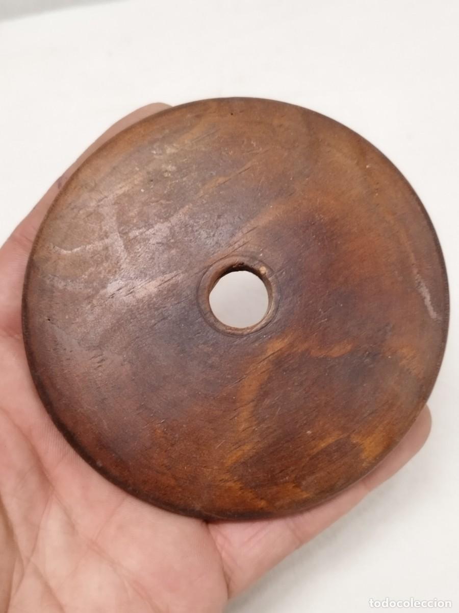 Antig&uuml;edades: Dos antiguas bases de madera, a identificar. - Foto 5
