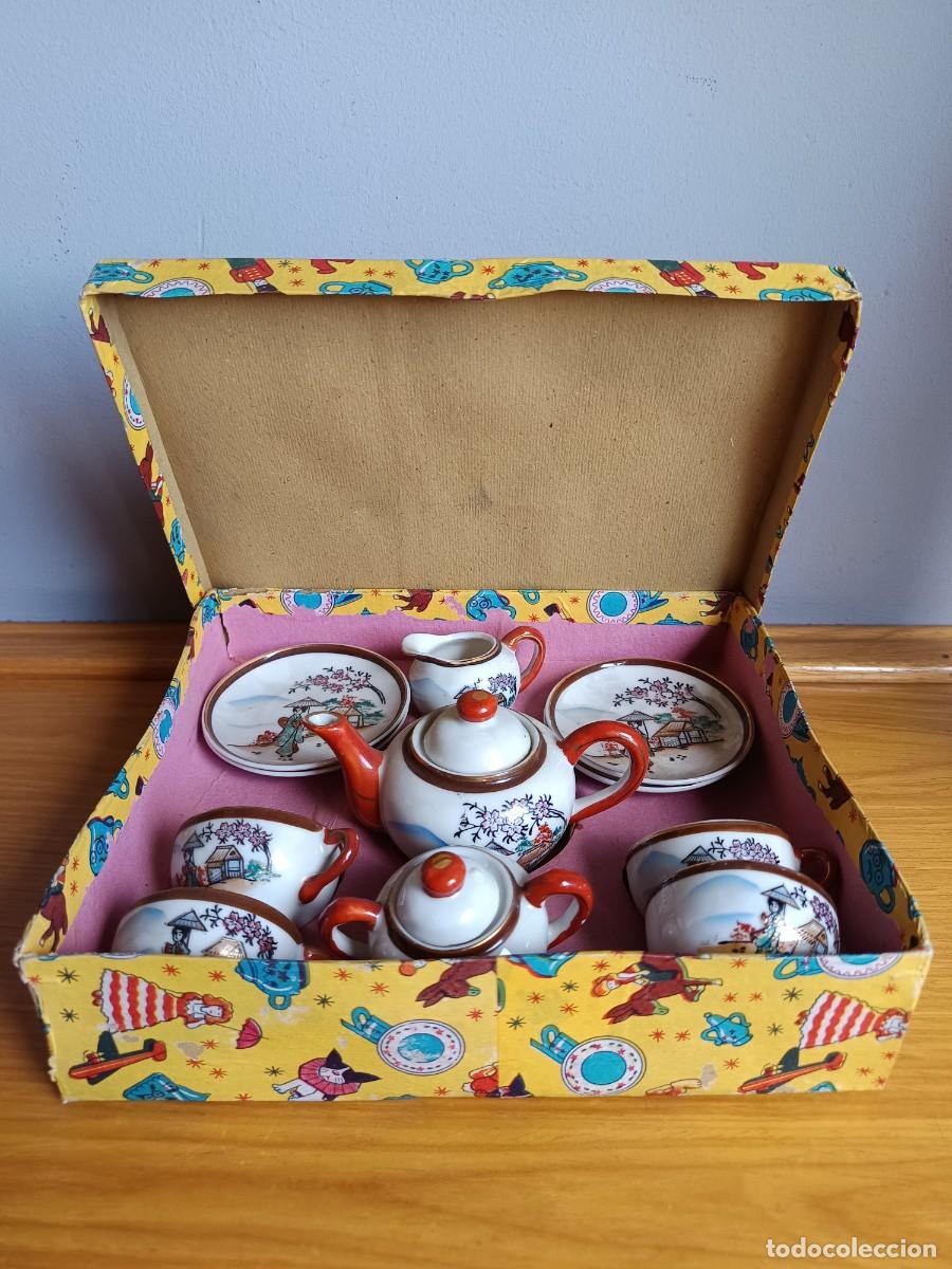 Antig&uuml;edades: Juego de caf&eacute; infantil vintage a&ntilde;os 60-70 &middot; Porcelana pintada a mano &middot; Completo con caja original