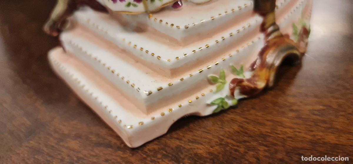 Antig&uuml;edades: Jarr&oacute;n antiguo de biscuit del siglo XIX - Foto 7