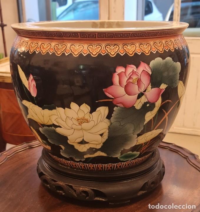 Antig&uuml;edades: Pecera macetero chino con soporte - Foto 2