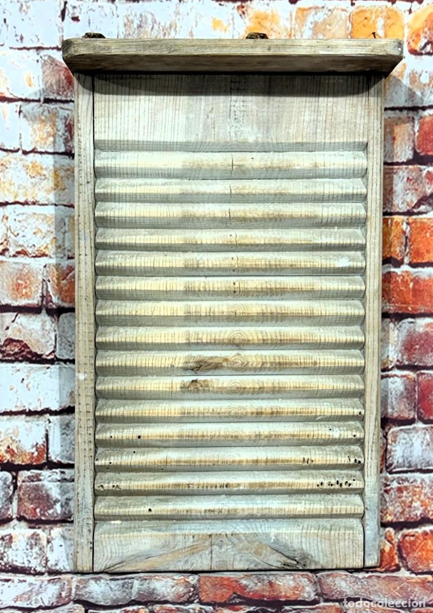 Antig&uuml;edades: Tabla de lavar de madera antigua. - Foto 1