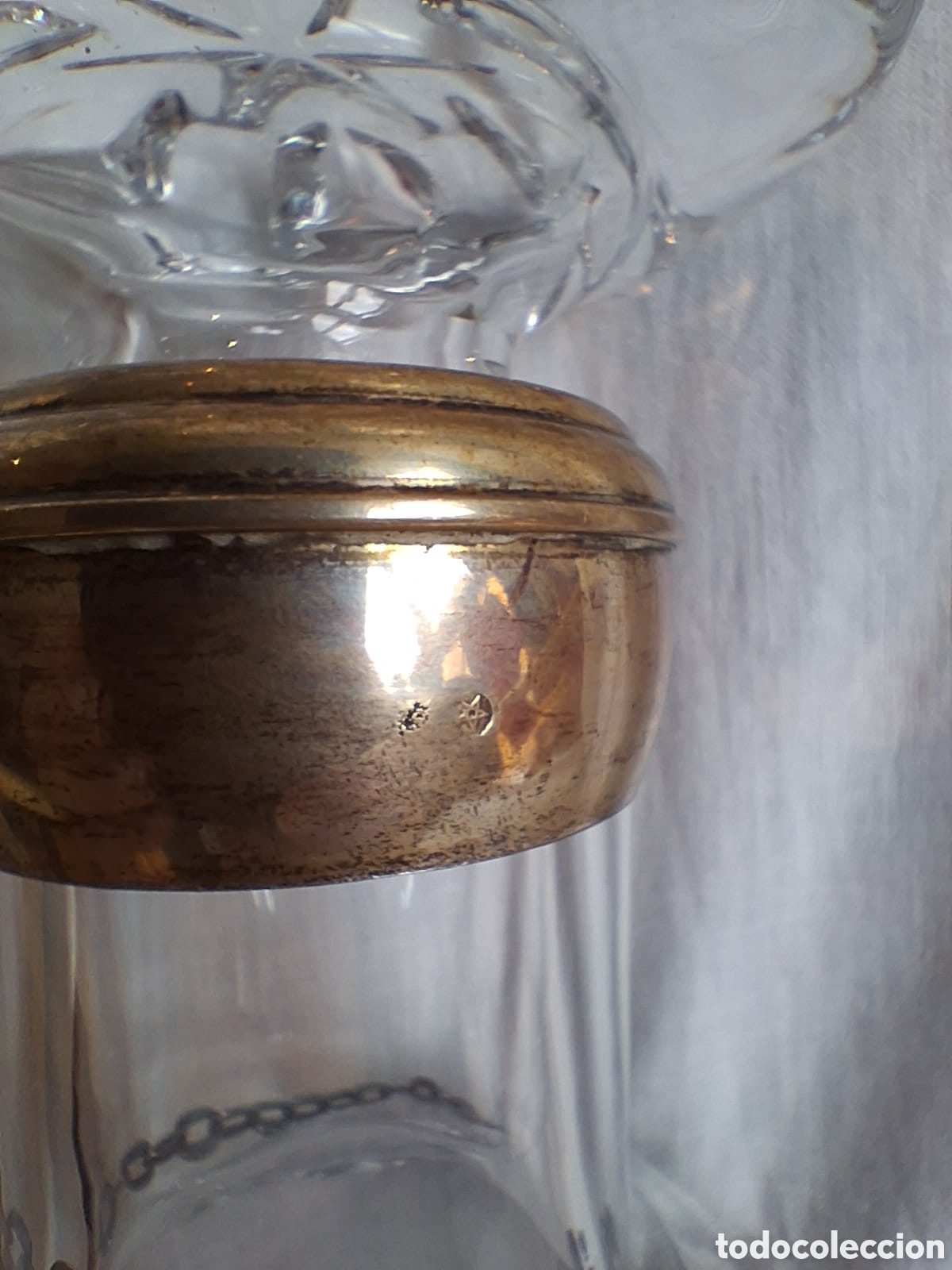 Antig&uuml;edades: Botella de Whisky con medalla de plata - Foto 3