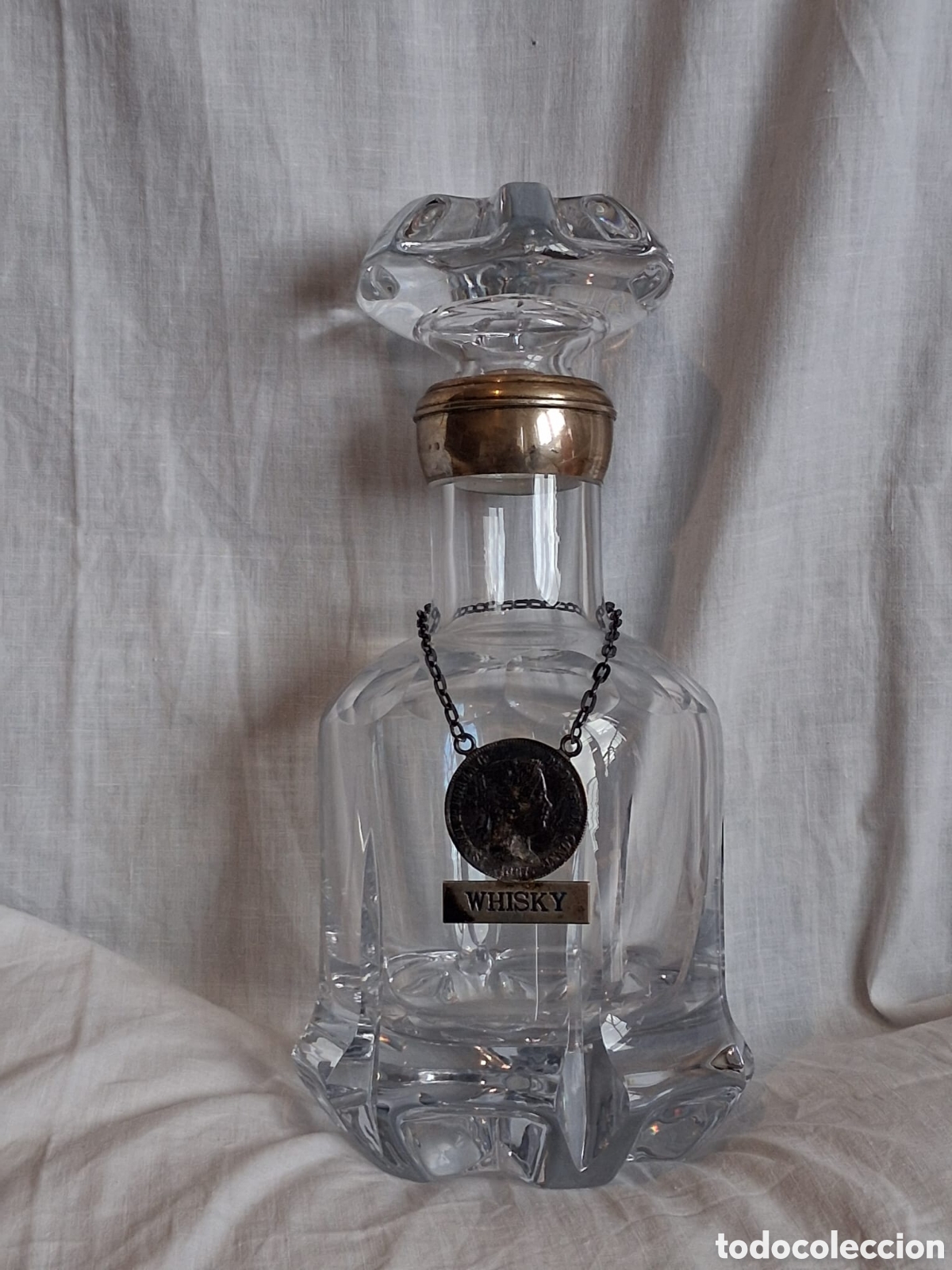 Antig&uuml;edades: Botella de Whisky con medalla de plata - Foto 2