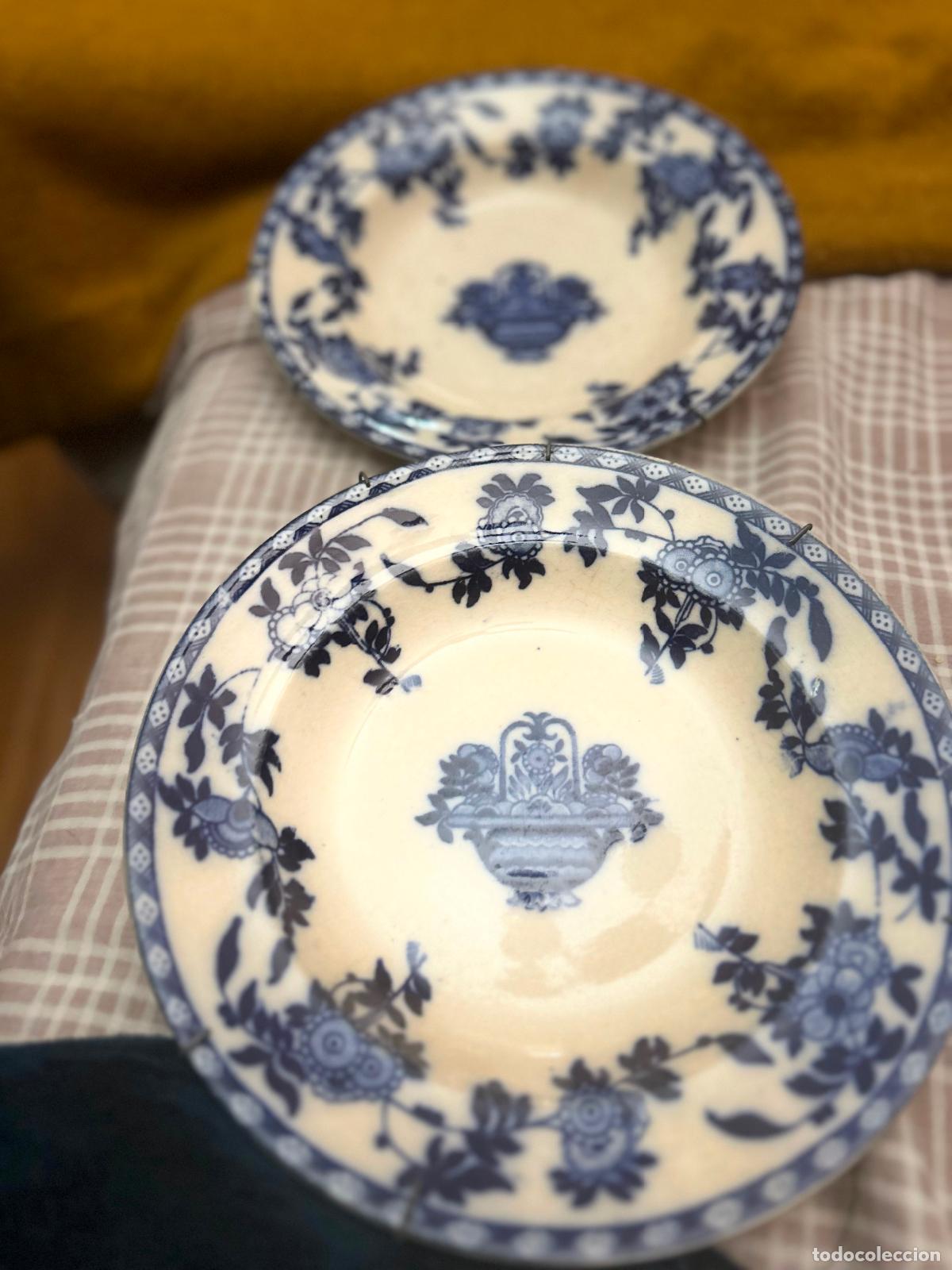 Antig&uuml;edades: Pareja de platos antiguos - Foto 1