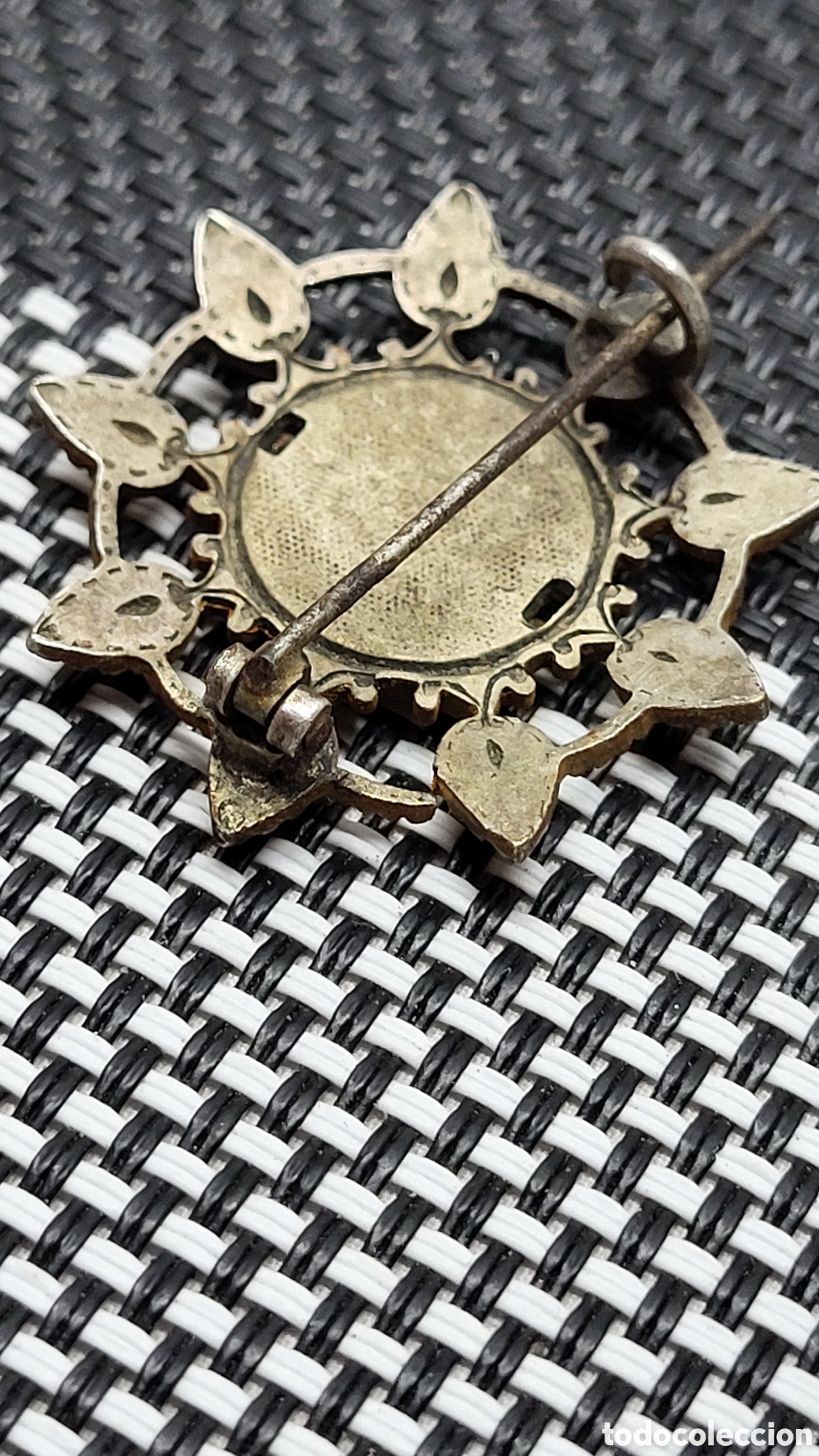 Antig&uuml;edades: Antigua insignia plata Religiosa - Foto 2