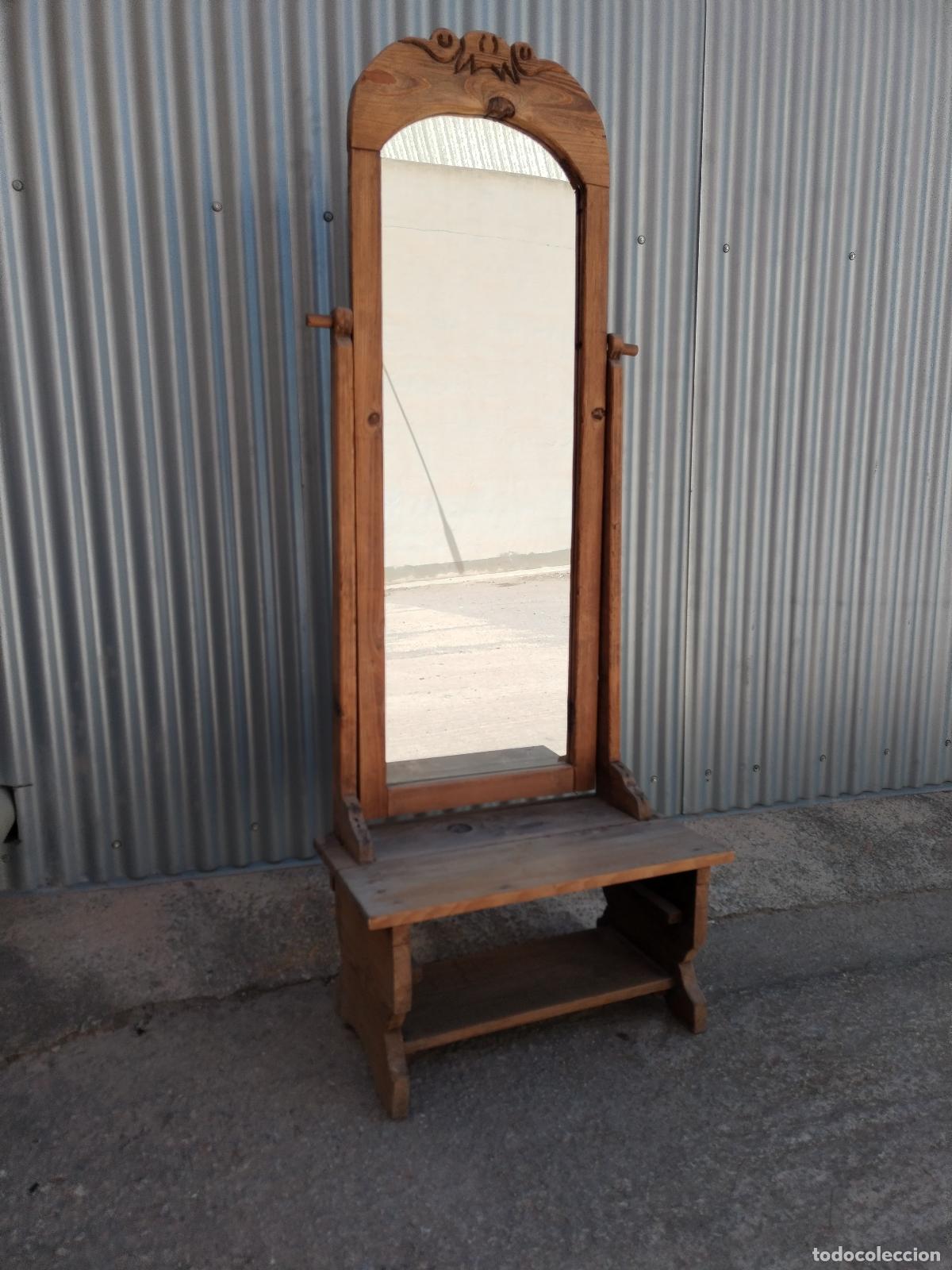 Antig&uuml;edades: espejo de pie rustico en madera provenzal - Foto 1