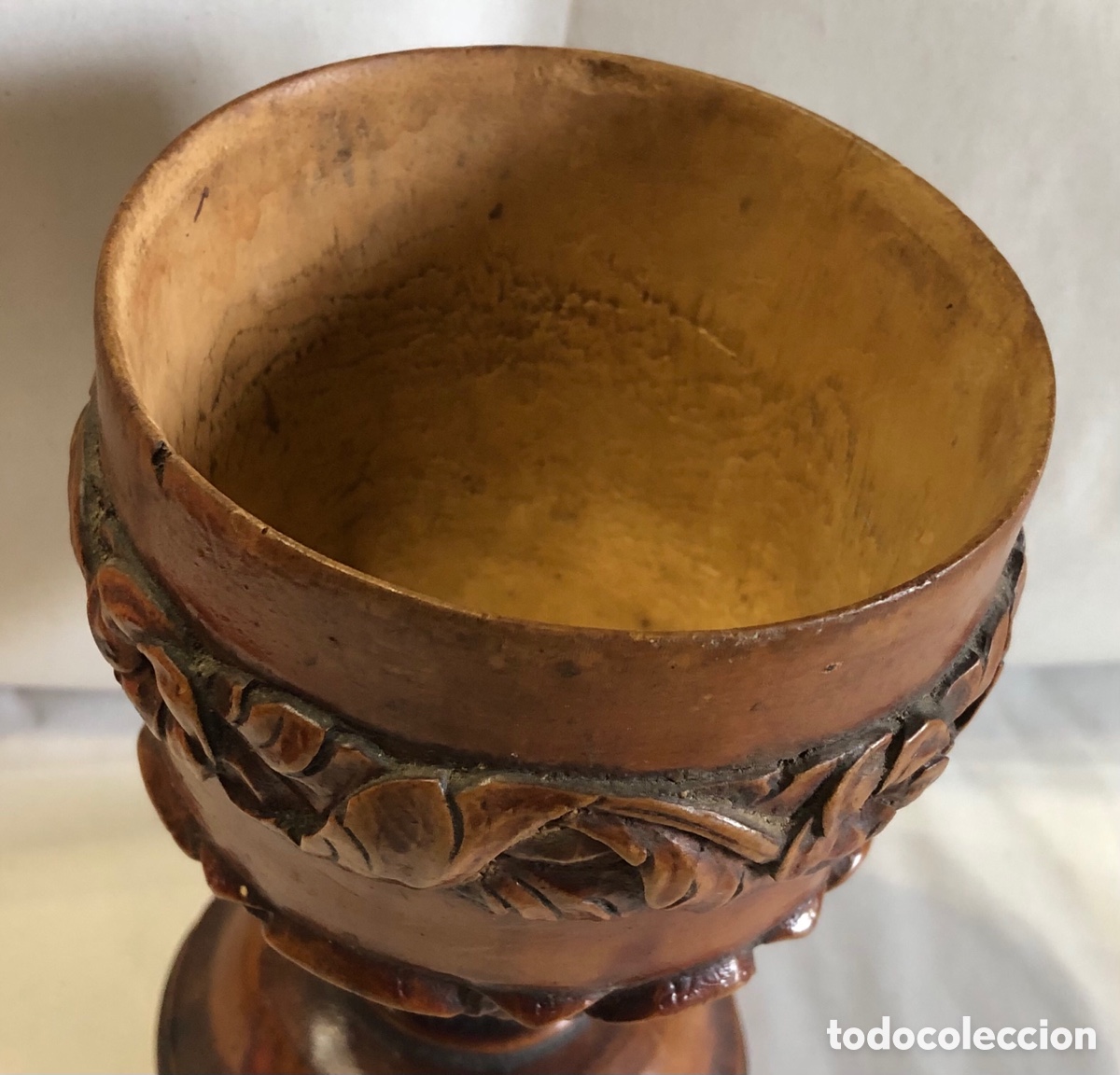 Antig&uuml;edades: Antiguo copa cop&oacute;n c&aacute;liz - talla madera - Foto 2
