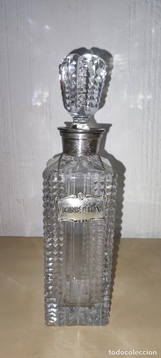 Antiquit&eacute;s: Licorera de Cristal, antigua.