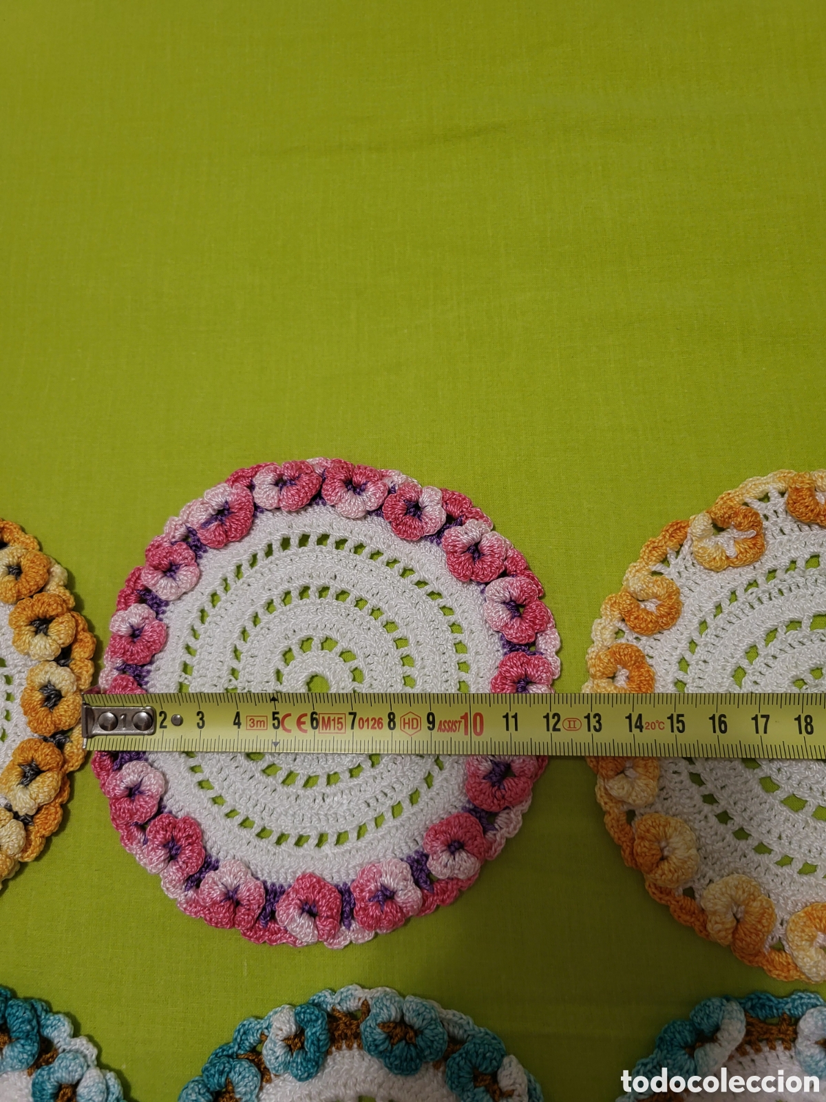 Antig&uuml;edades: Tapetes crochet multicolores - Foto 2