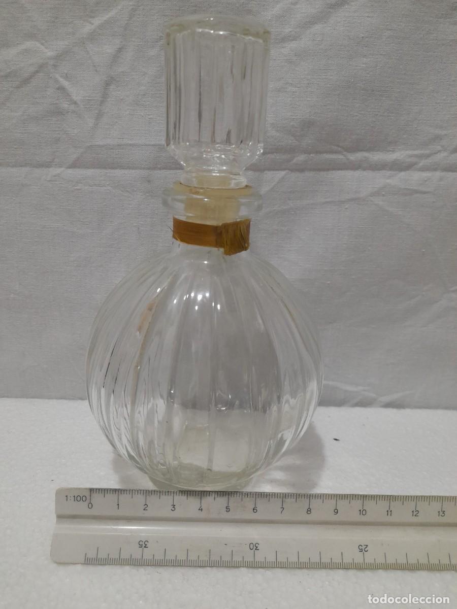 Antig&uuml;edades: BOTELLA DE PERFUME A&Ntilde;OS 50 - Foto 2