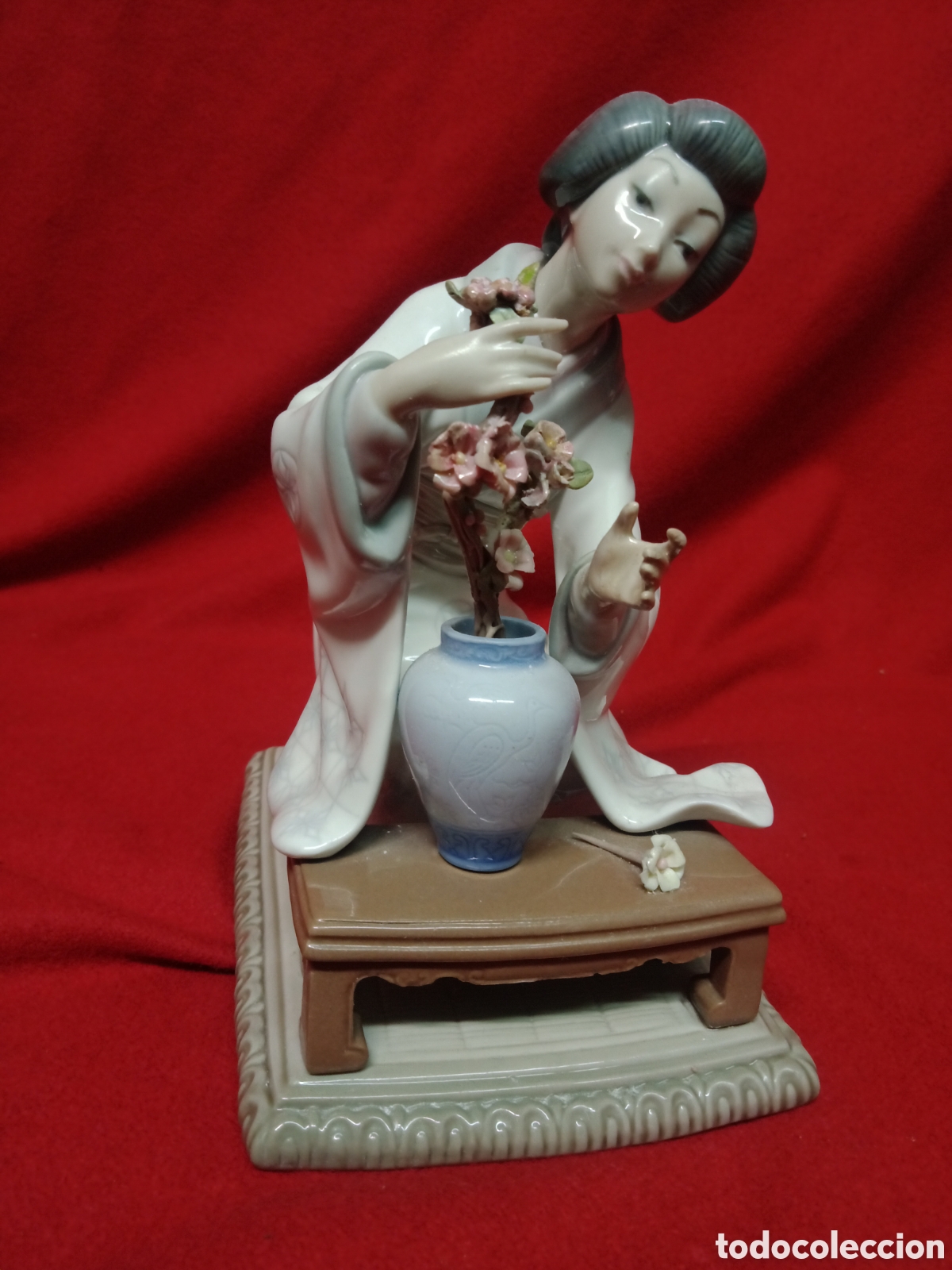 Antig&uuml;edades: Lladro figura Geisha - Foto 5