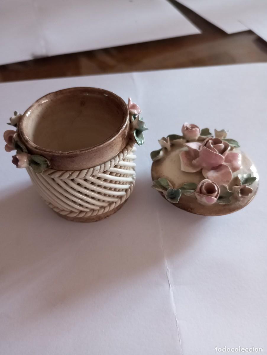 Antig&uuml;edades: CAJITA DE CER&Aacute;MICA CAPODIMONTE - Foto 2