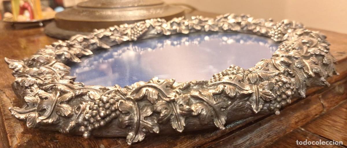 Antig&uuml;edades: Imponente Marco de Madera Resina y Plata - Foto 6