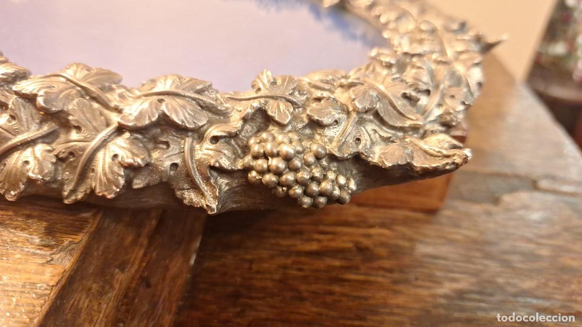 Antig&uuml;edades: Imponente Marco de Madera Resina y Plata - Foto 10