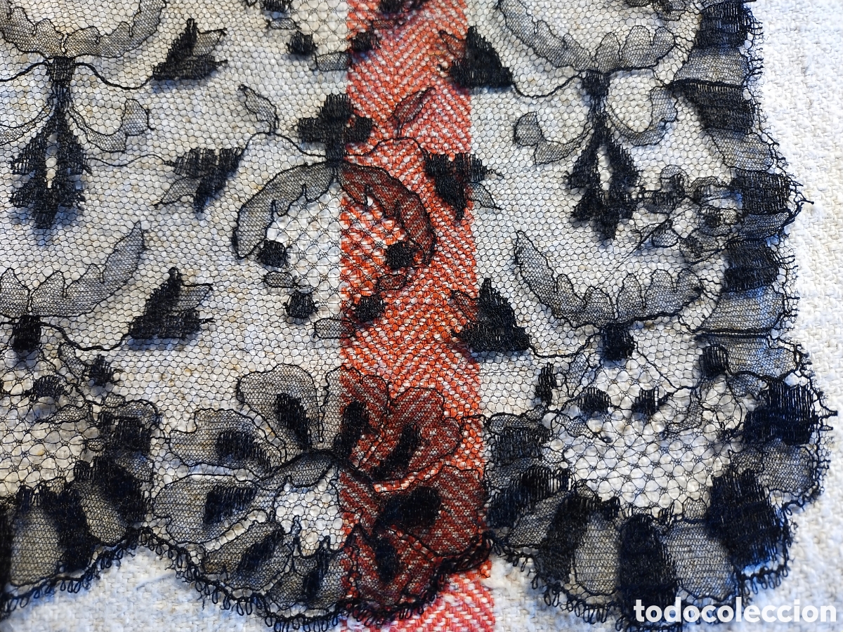 Antig&uuml;edades: Mantilla velo de encaje Chantilly - Foto 4