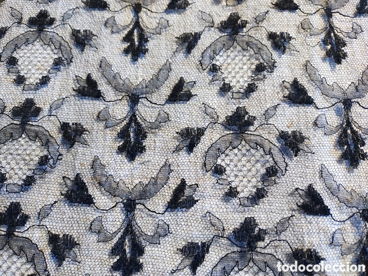 Antig&uuml;edades: Mantilla velo de encaje Chantilly - Foto 5