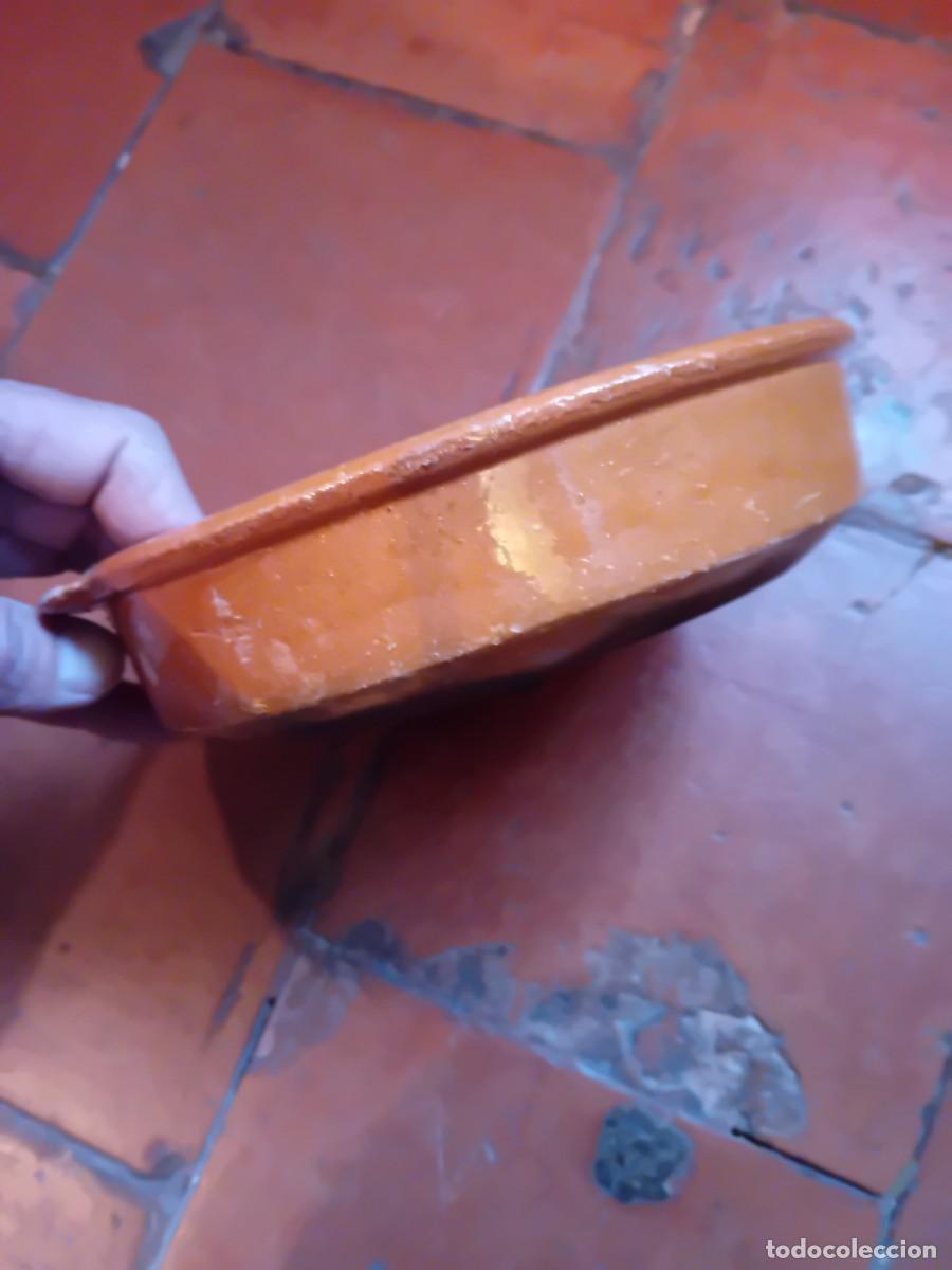 Antig&uuml;edades: Cazuela de barro vidriada - Foto 2