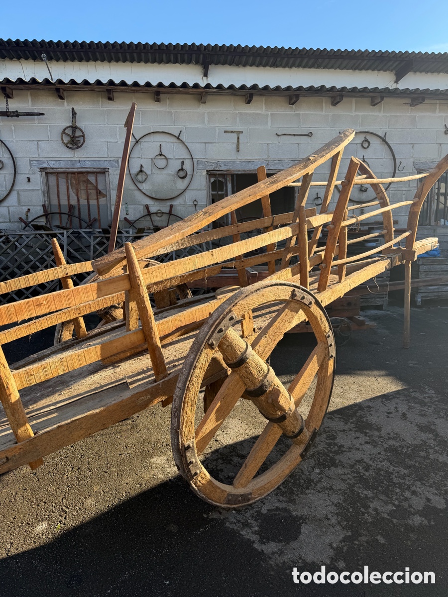 Antig&uuml;edades: Carro antiguo de madera para vacas - Foto 1